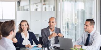 Lavorare quattro giorni a settimana, modello possibile? lavoro in ufficio